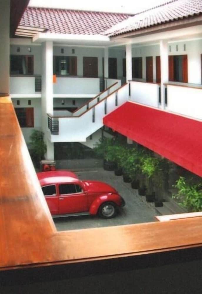 Hotel Ilos 17/19