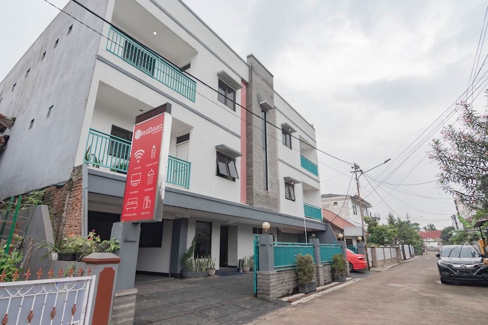 Reddoorz @ Buah Batu 45/48