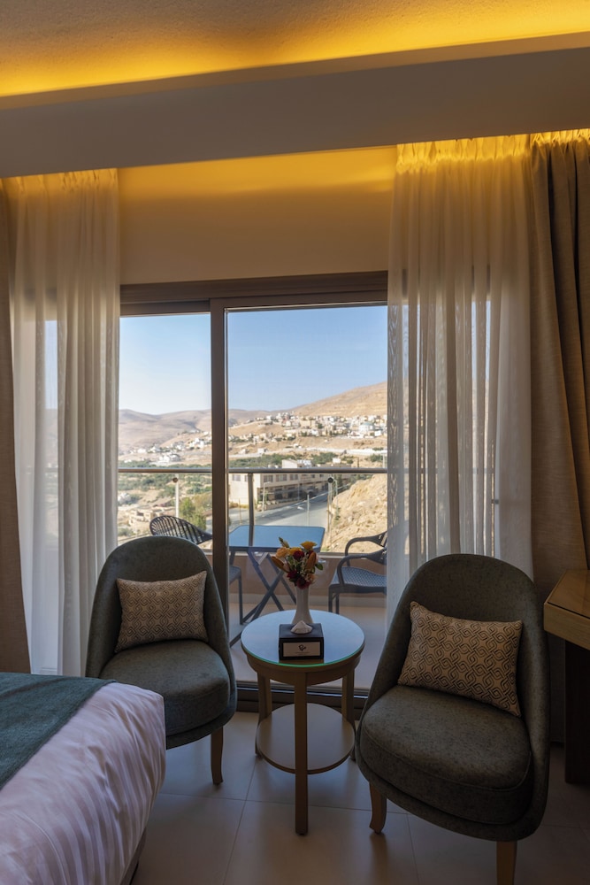 Petra Legacy Luxury Hotel 33/50