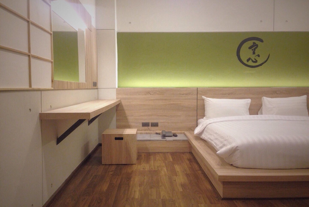 STANDARD, DOUBLE BED