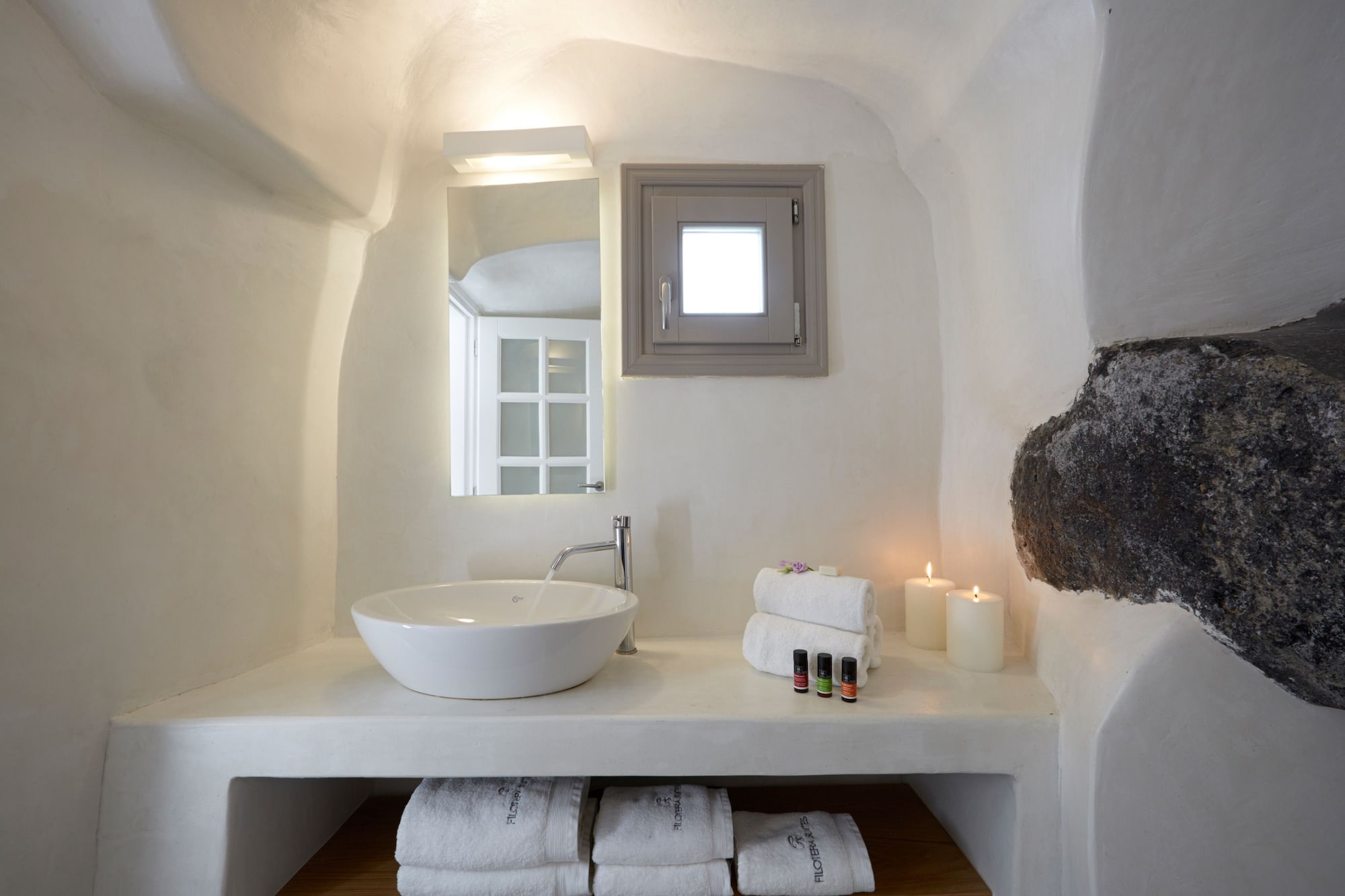 HONEYMOON, SUITE, SEA VIEW, JETTED TUB