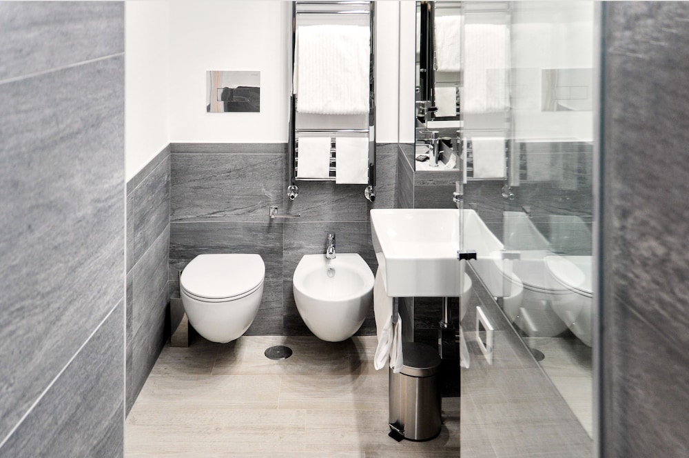 Lhp Suite Termini 19/21