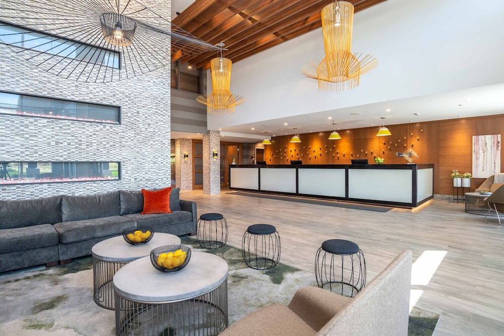 Sandman Hotel Hamilton 38/51