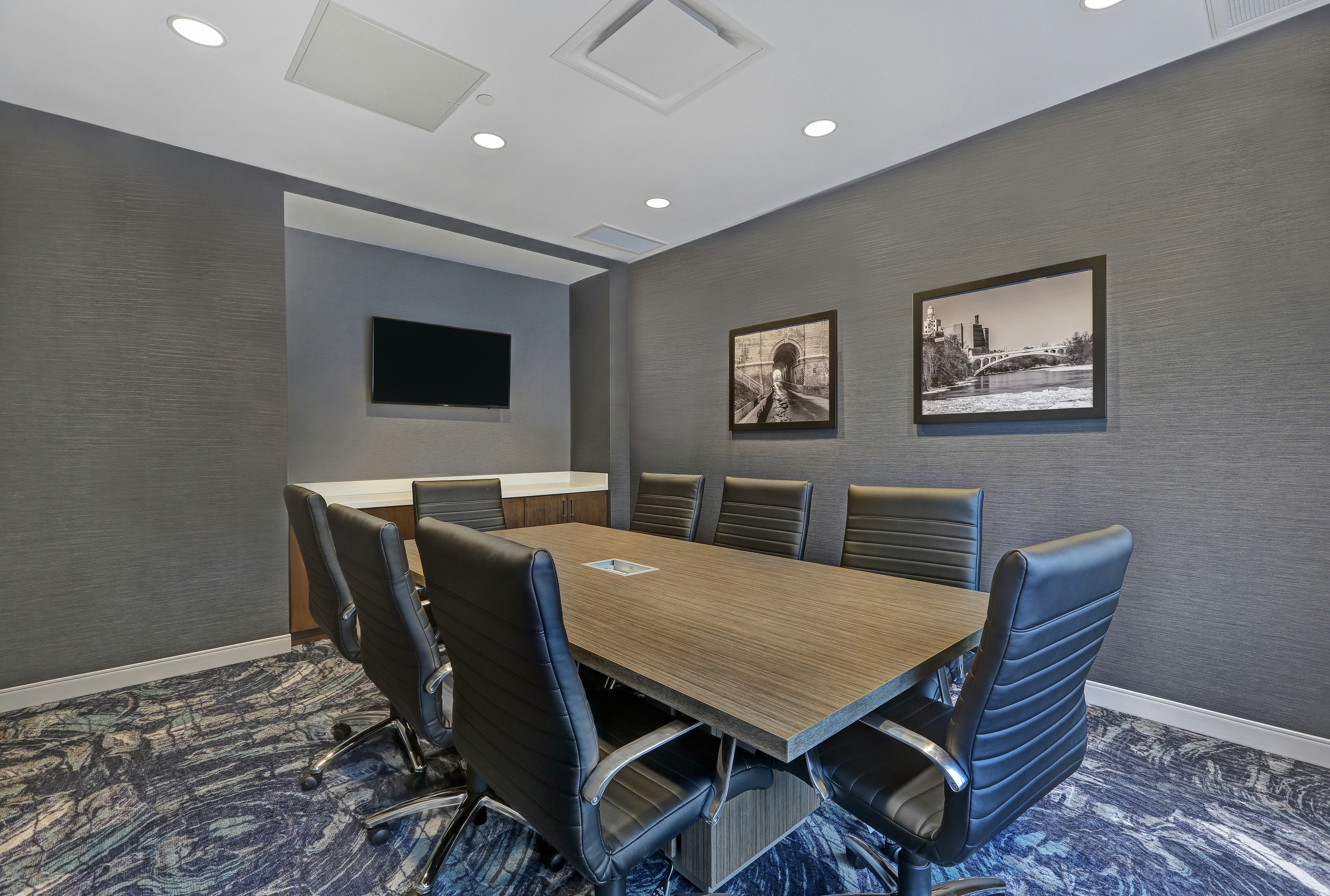 Hampton Inn Peterborough 37/40
