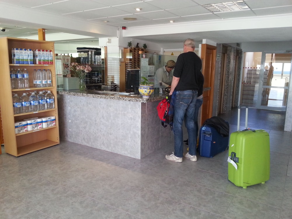 Lobby at Apartamentos Beni Beach, BENIDORM