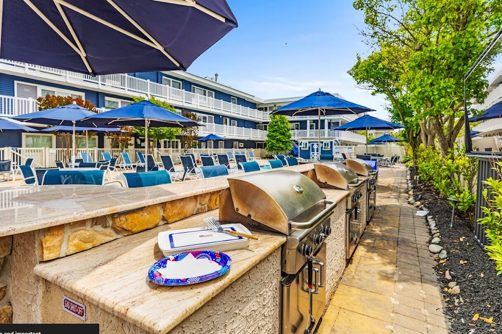 Beachcomber Resort 65/76