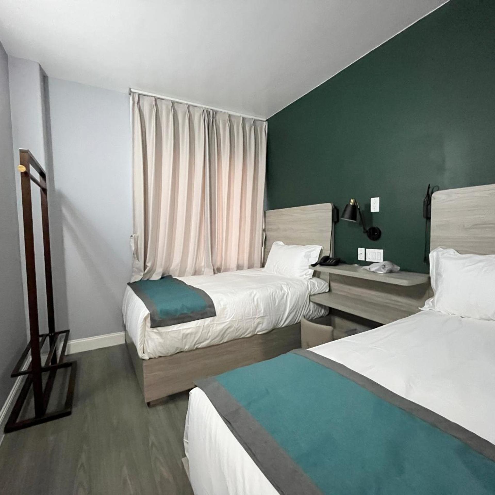 Room, Twin Beds, Private Bathroom