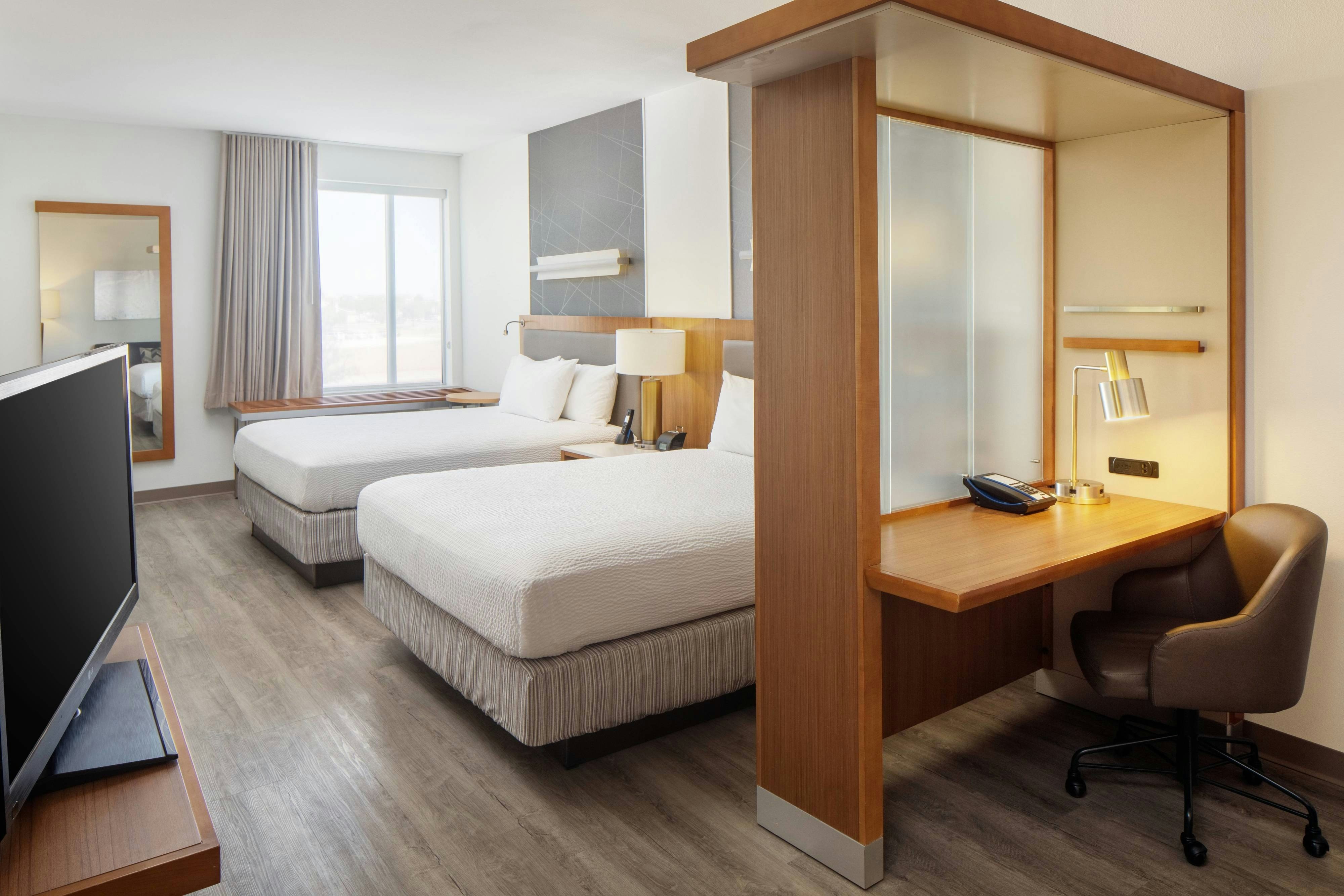 Suite, 2 Queen Beds