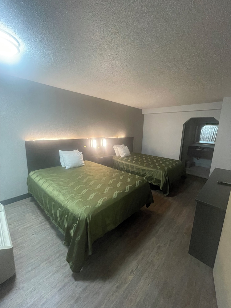Fairbridge Inn Suites Mcdonoughga 17/52