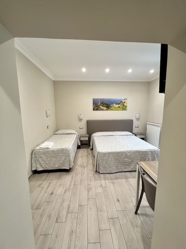 Relais Milò 16/41