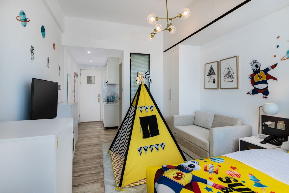 Jinzhonghuan Serviced Apartment 44/50
