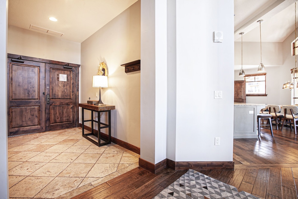 Hyatt at the Canyons by Park City Vacations 58/85