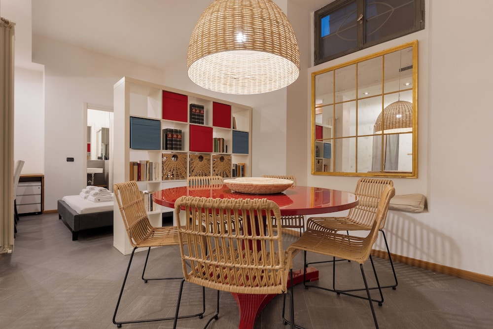 Brera Apartments in Porta Ticinese 32/43