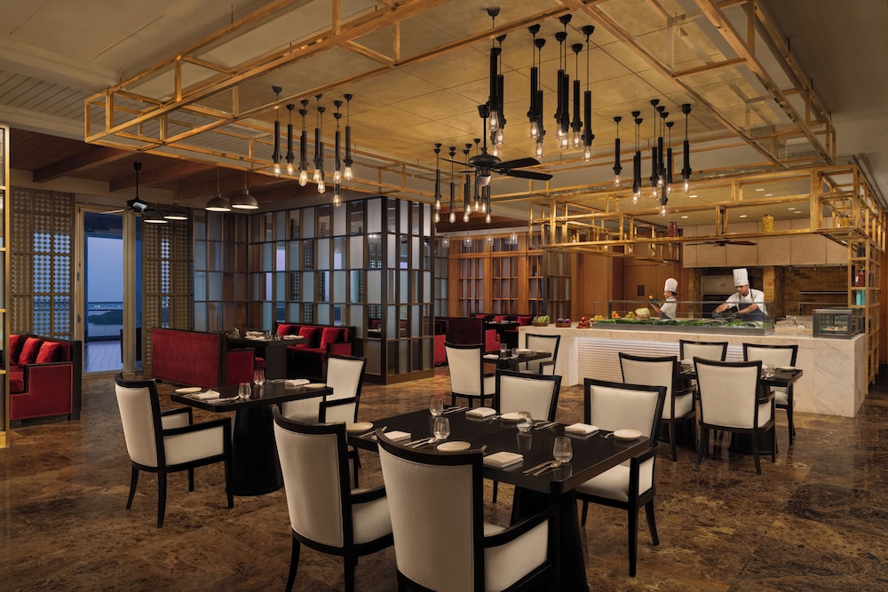GRAND HYATT KOCHI BOLGATTY 55/71
