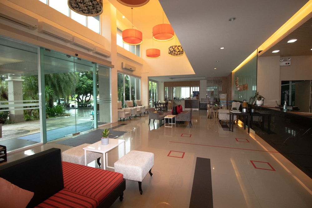 Phavina Hotel & Grand Boutique Rayong 56/72