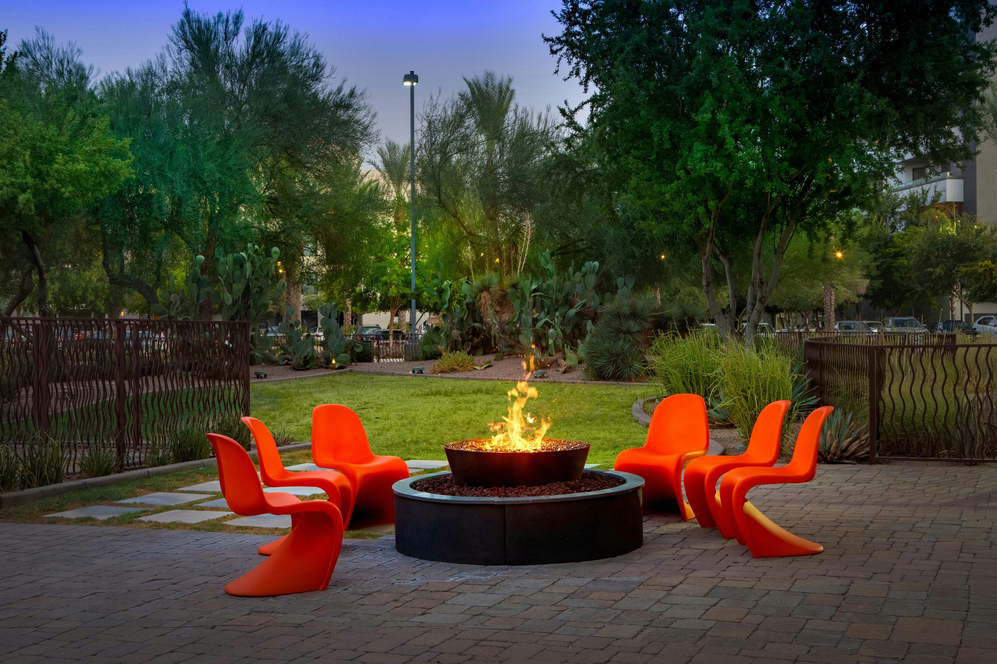 Aloft Tempe 26/43