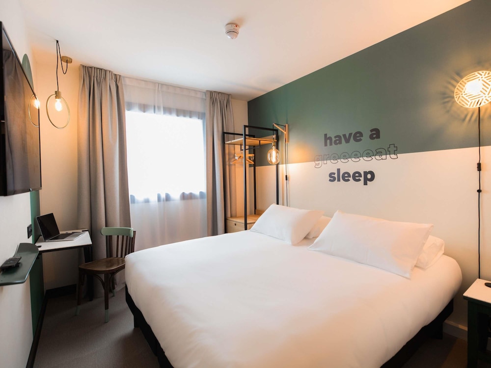 Greet Hotel Brest Aeroport 10/55