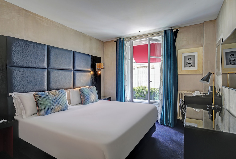 SUPERIOR, DOUBLE BED