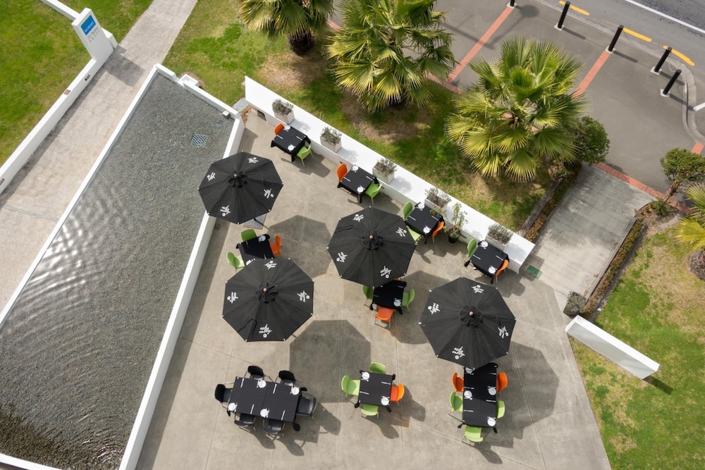 Scenic Hotel Te Pania 45/48