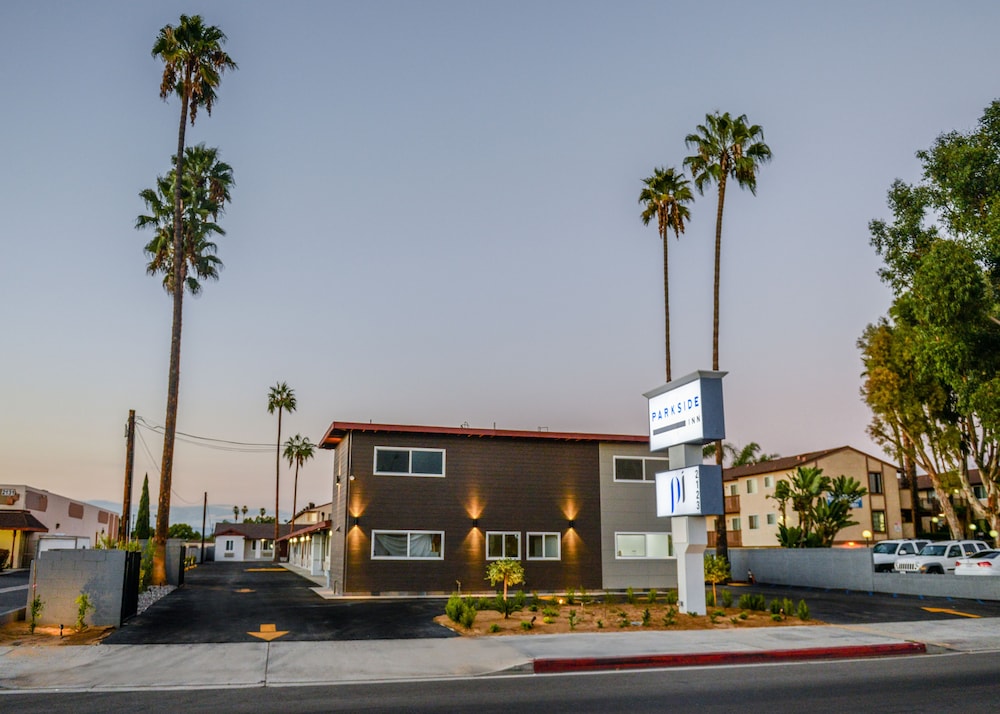 Parkside Inn Anaheim 13/17