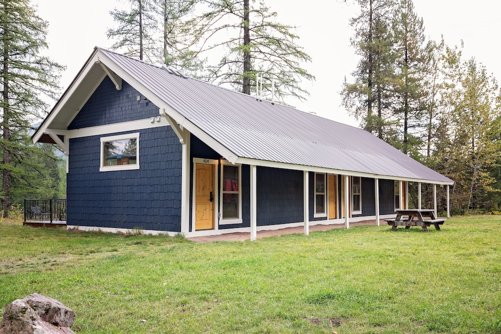 Loge Glacier National Park 47/50