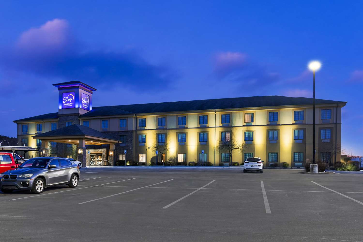 Sleep Inn & Suites Cumberland 48/53