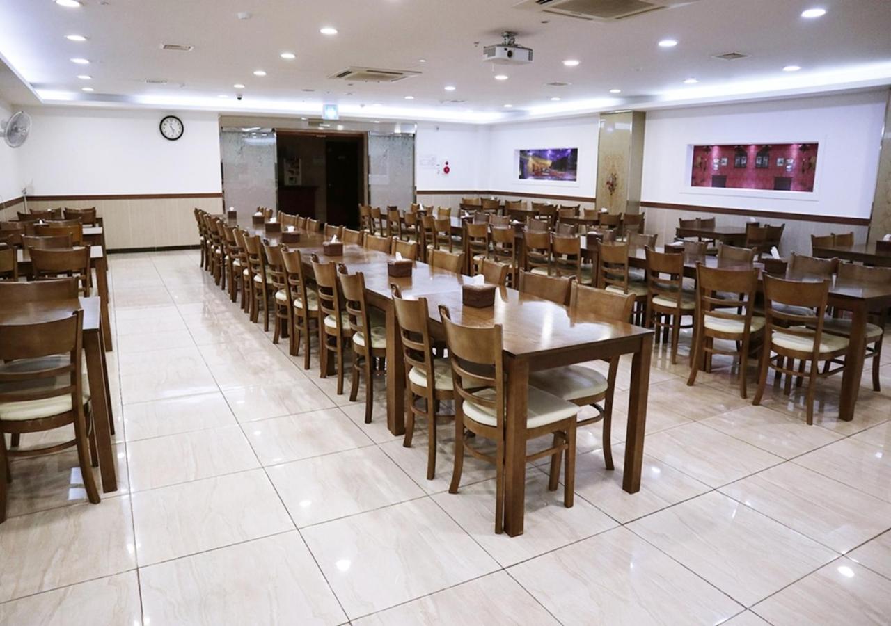 Jeju Parkside Hotel 63/65