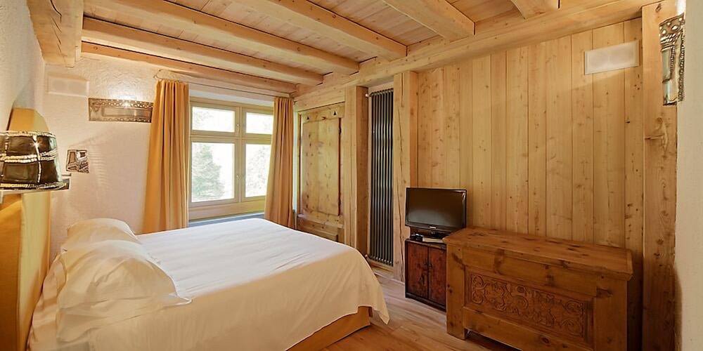 Saint Hubertus Resort 12/50