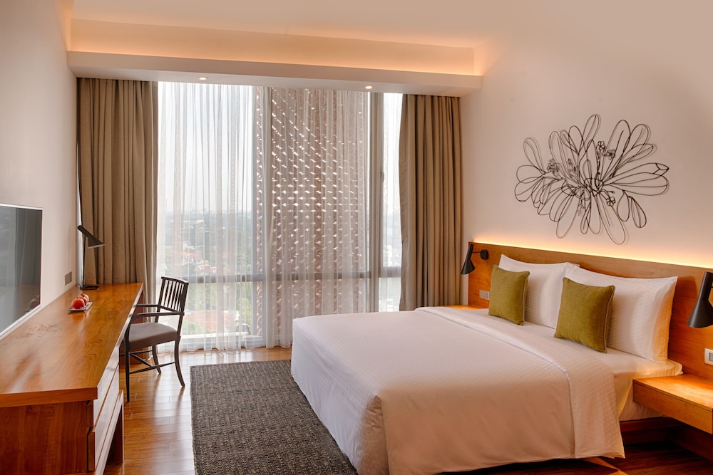 Jetwing Colombo Seven 26/73