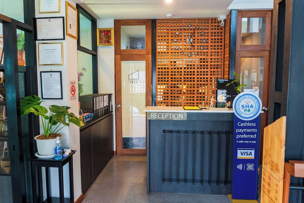 Wealth Boutique Hotel 12/71