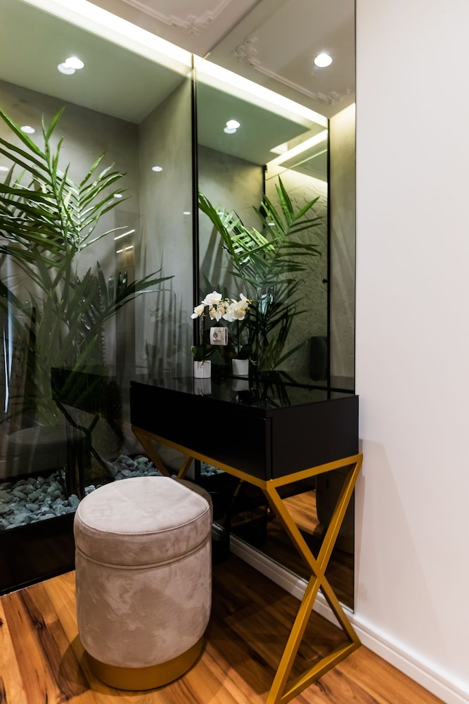 La Suite Boutique Hotel 42/58