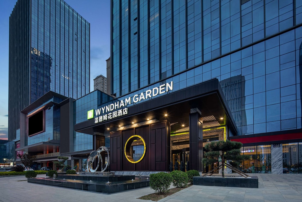 Wyndham Garden Lanzhou West Railway Station 21/24