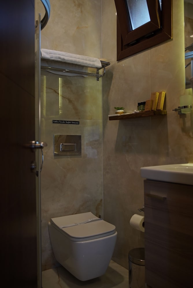 Room 23 Boutique Hotel 46/50