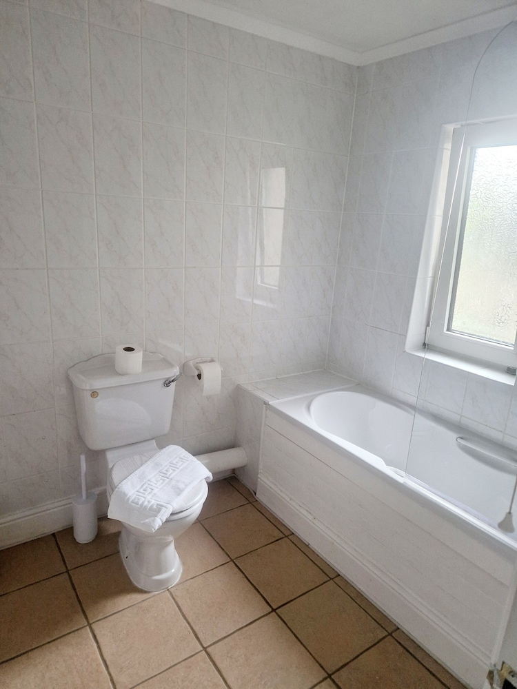 Wheal Tor Hotel - Guest House 48/50