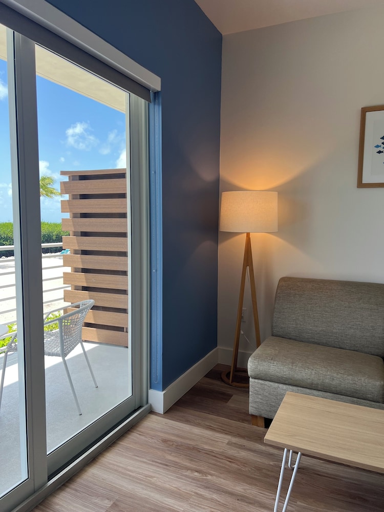 Fisher Inn Resort & Marina 33/66