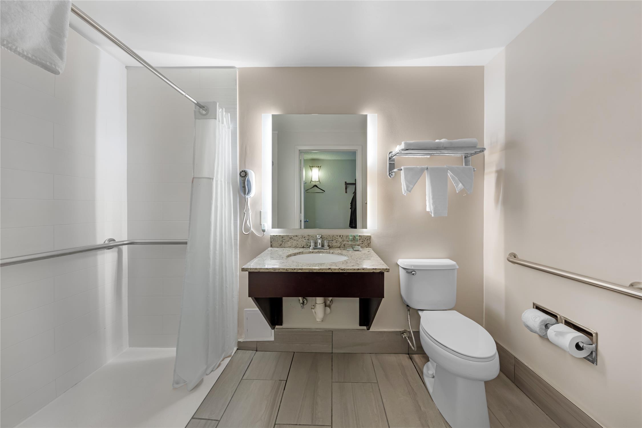 غرفة بسريرين كوين لذوي الإعاقة، Best Western Of Clewiston 4/5