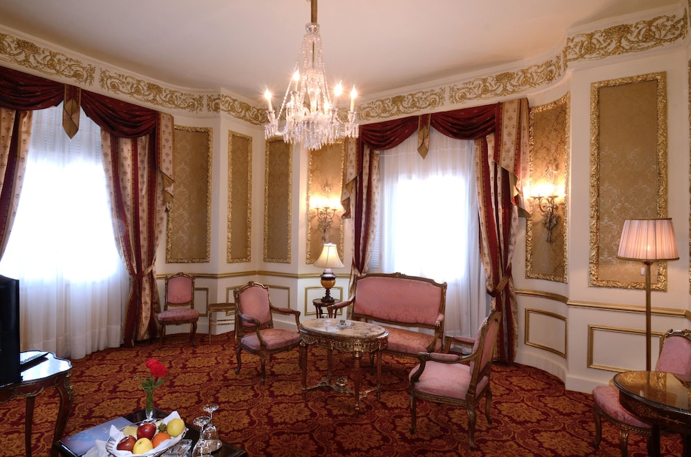 lounge