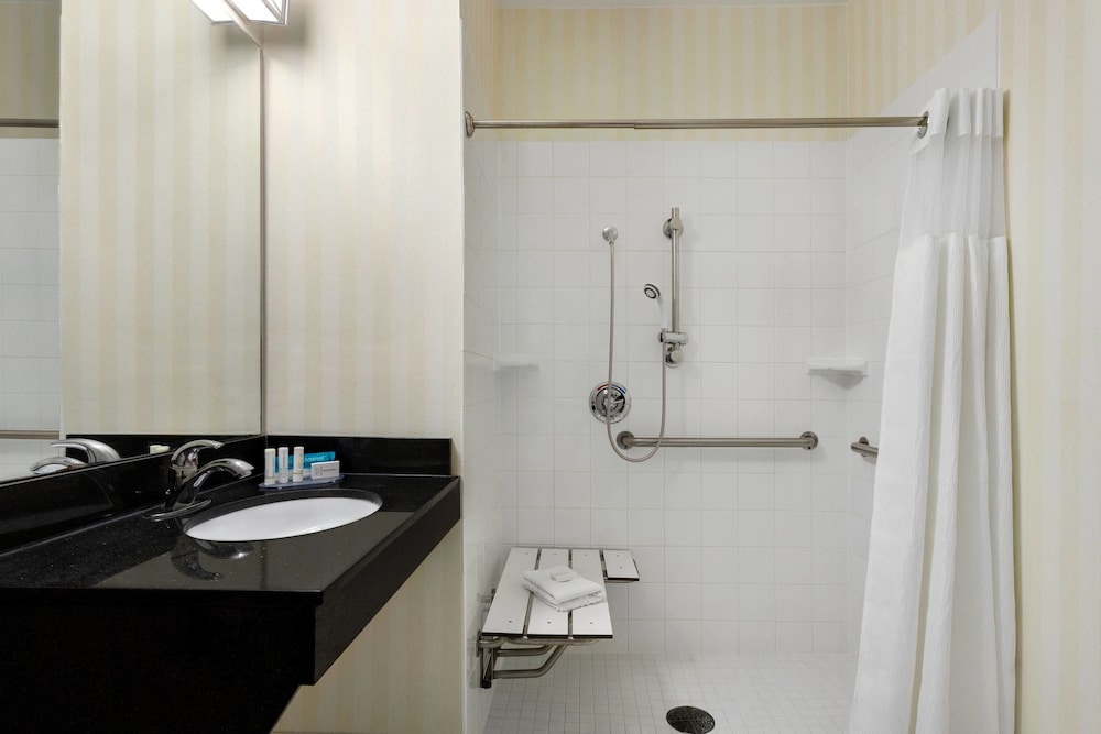 Fairfield Inn & Suites Stillwater 13/32