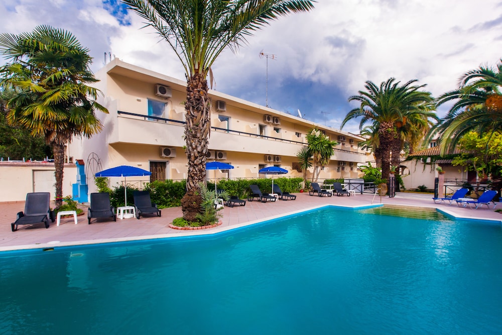 Ipsos Di Mare - Adults Only 7/41