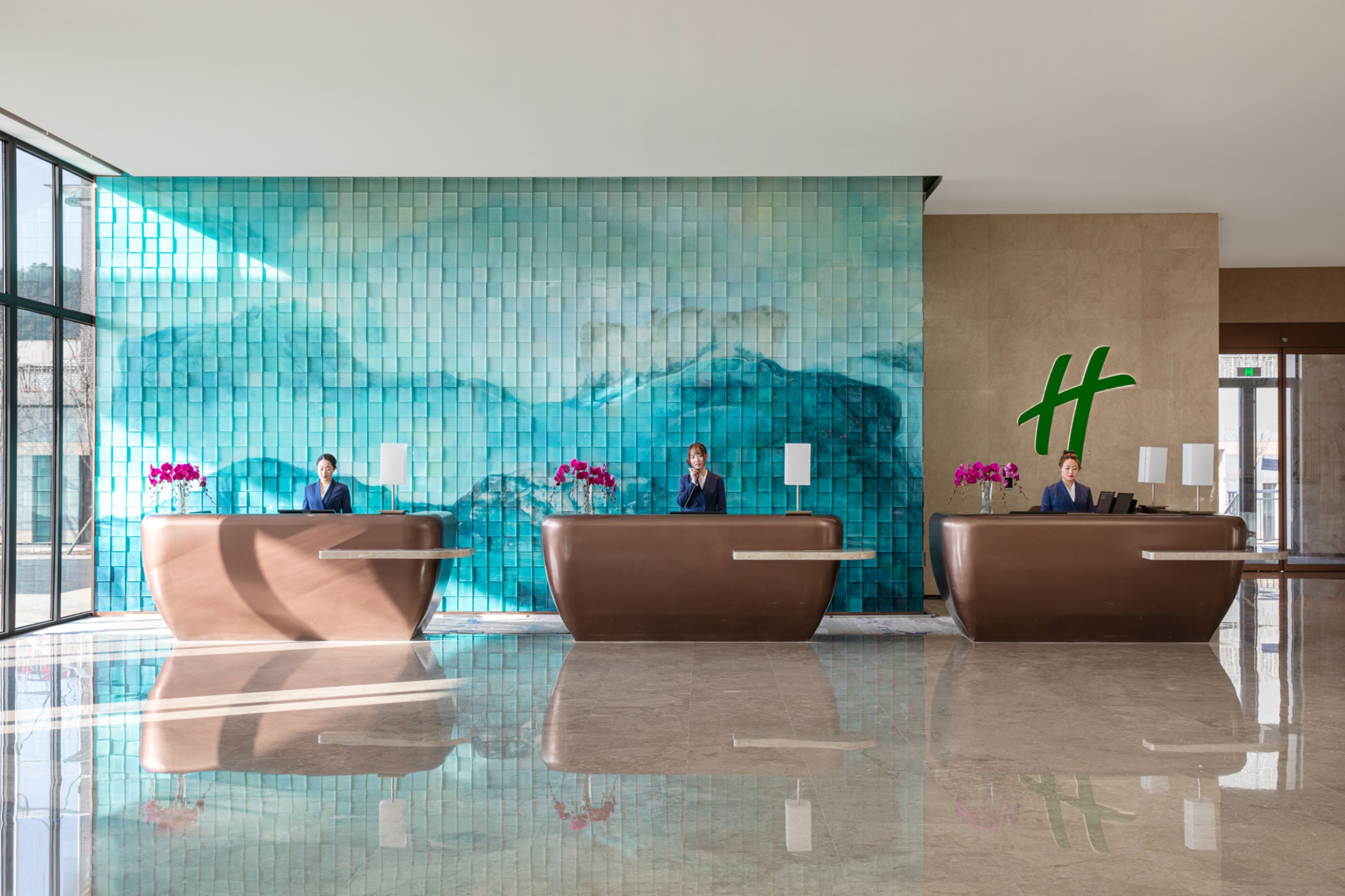Holiday Inn Chengde Park View 10/62