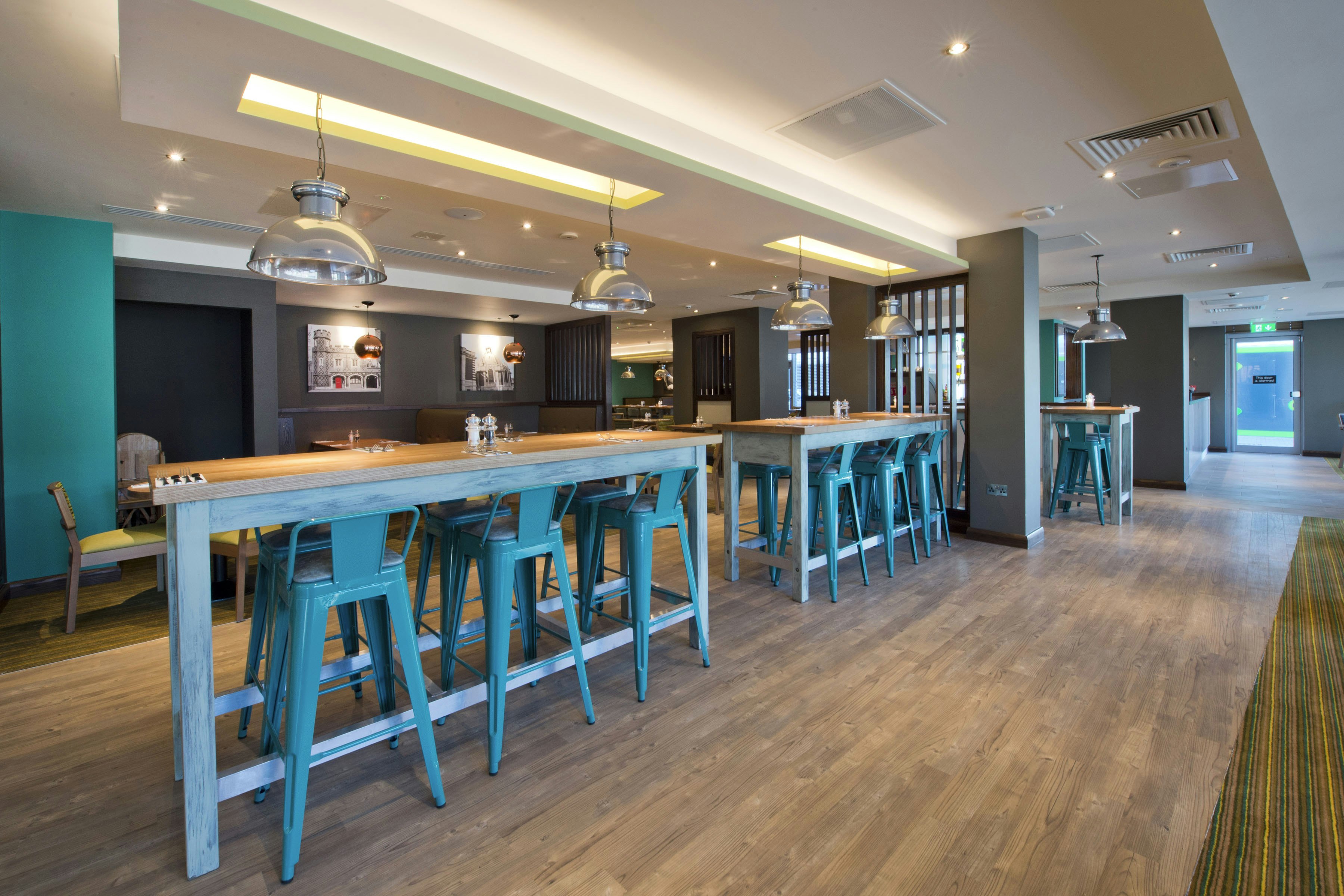 Premier Inn Slough Central South Windsor Road Hotel 19/27