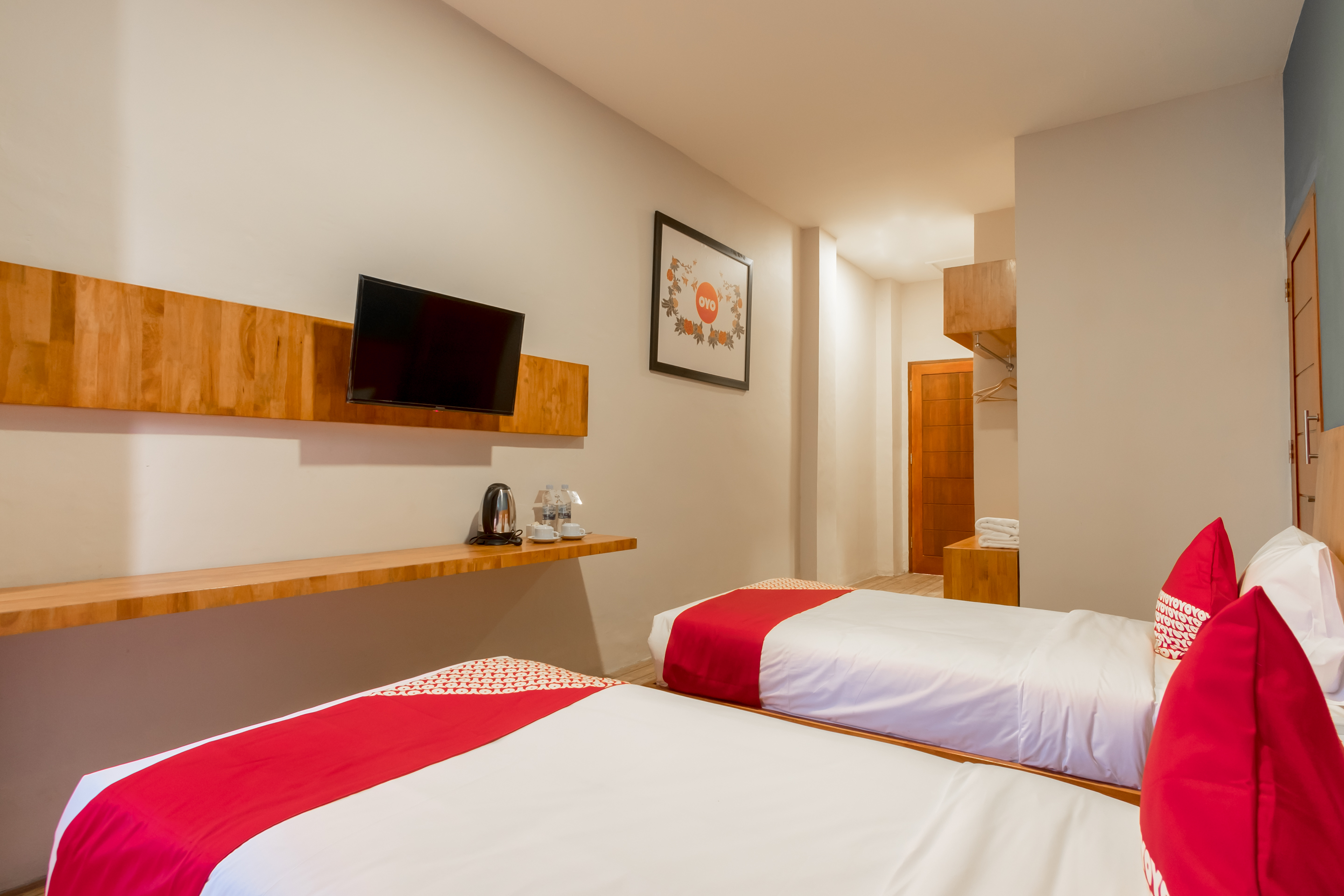 INDONESIA, DELUXE, TWIN BEDS
