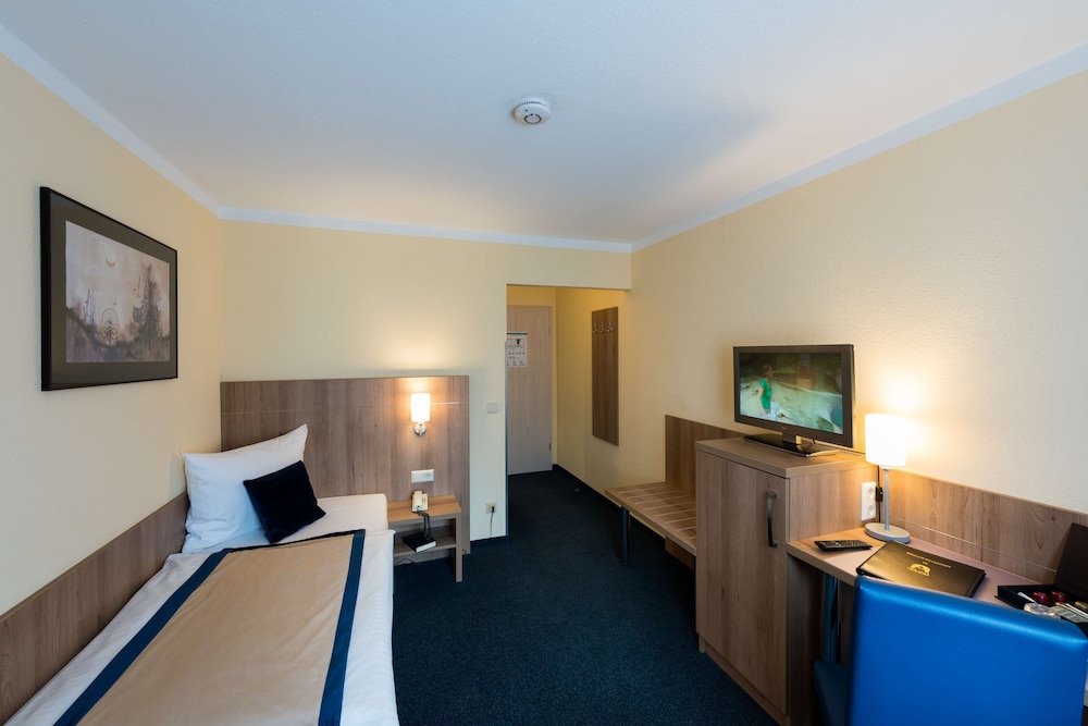 Askania Hotel Bernburg 18/50