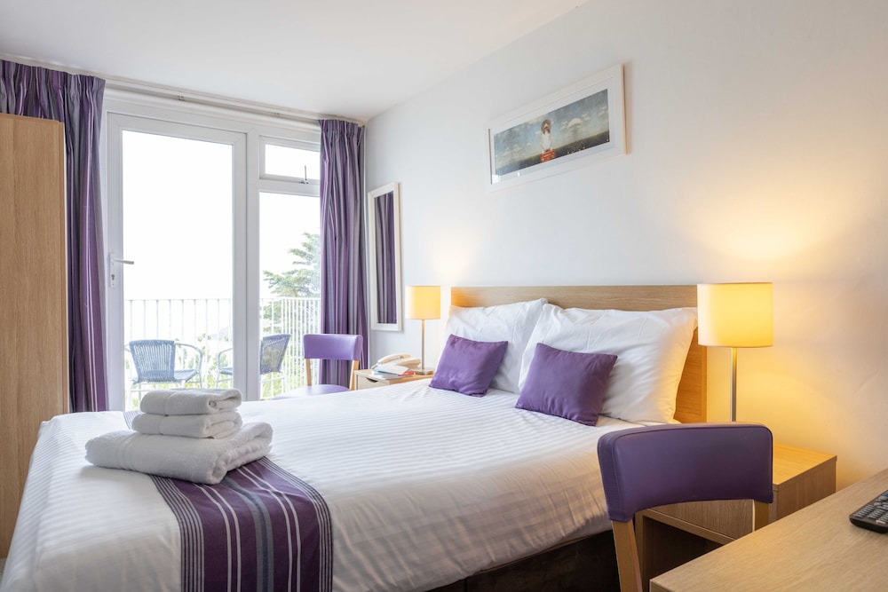 Room, Double Bed
