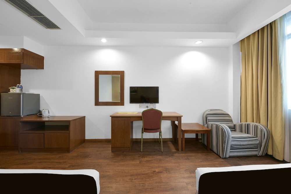 Palette - Kota Tinggi Mayres Hotel 39/54