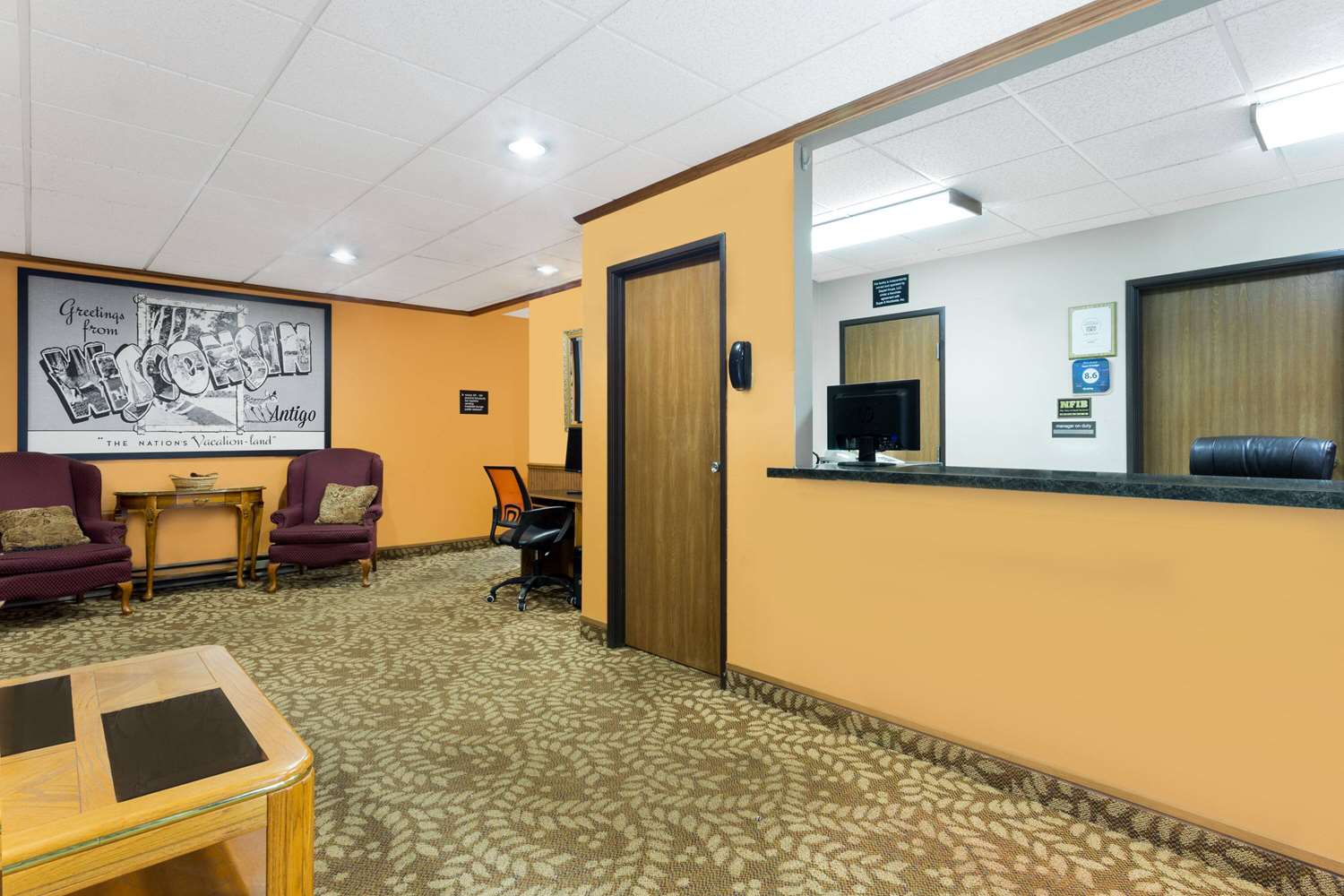 Super 8 By Wyndham Antigo 3/24