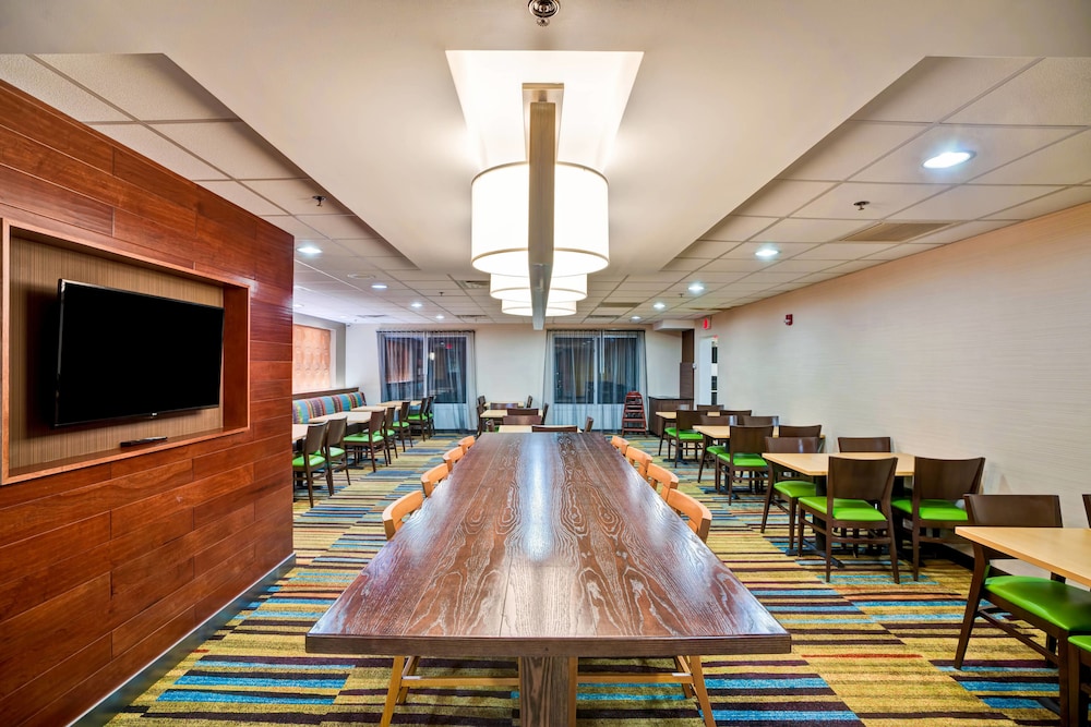 Fairfield Inn By Marriott Christiansburg 42/44