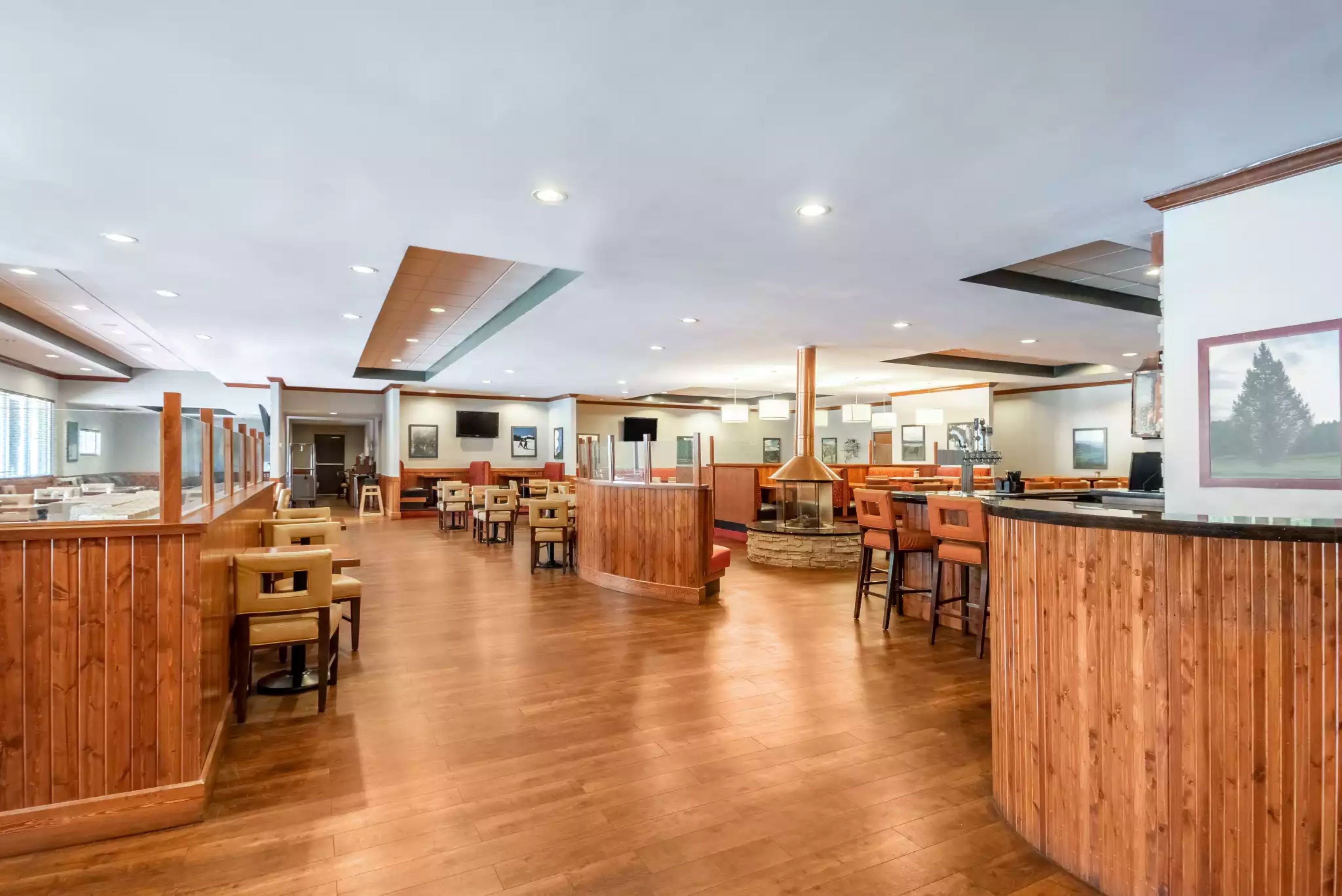 Holiday Inn Friso by IHG 50/68