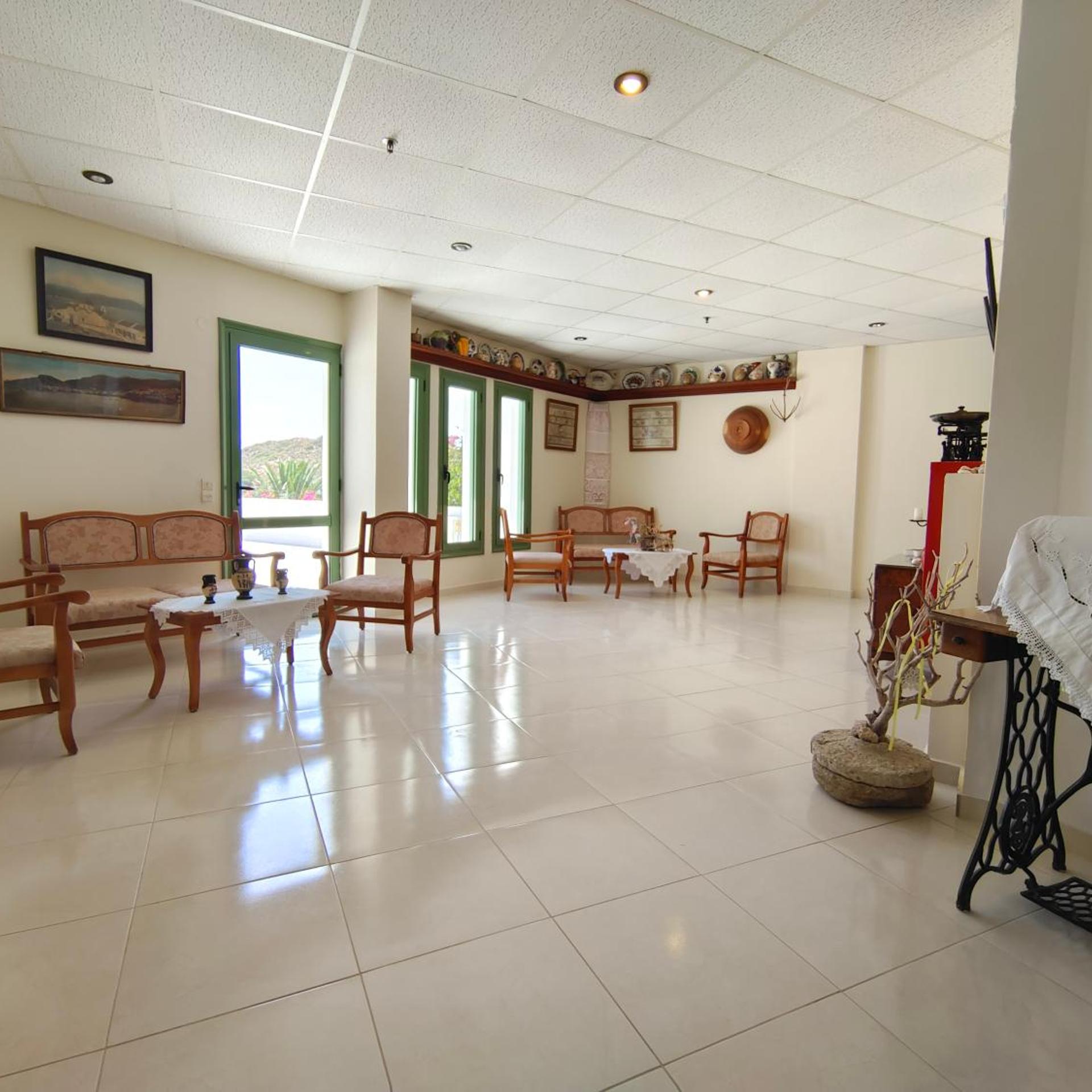 Alex Luxury Apartments and Studios 41/60