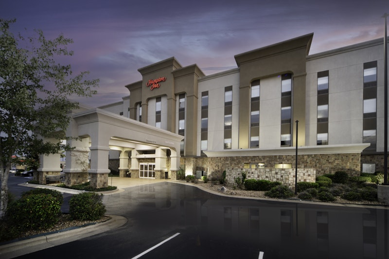 Hampton Inn Bryant 1/37